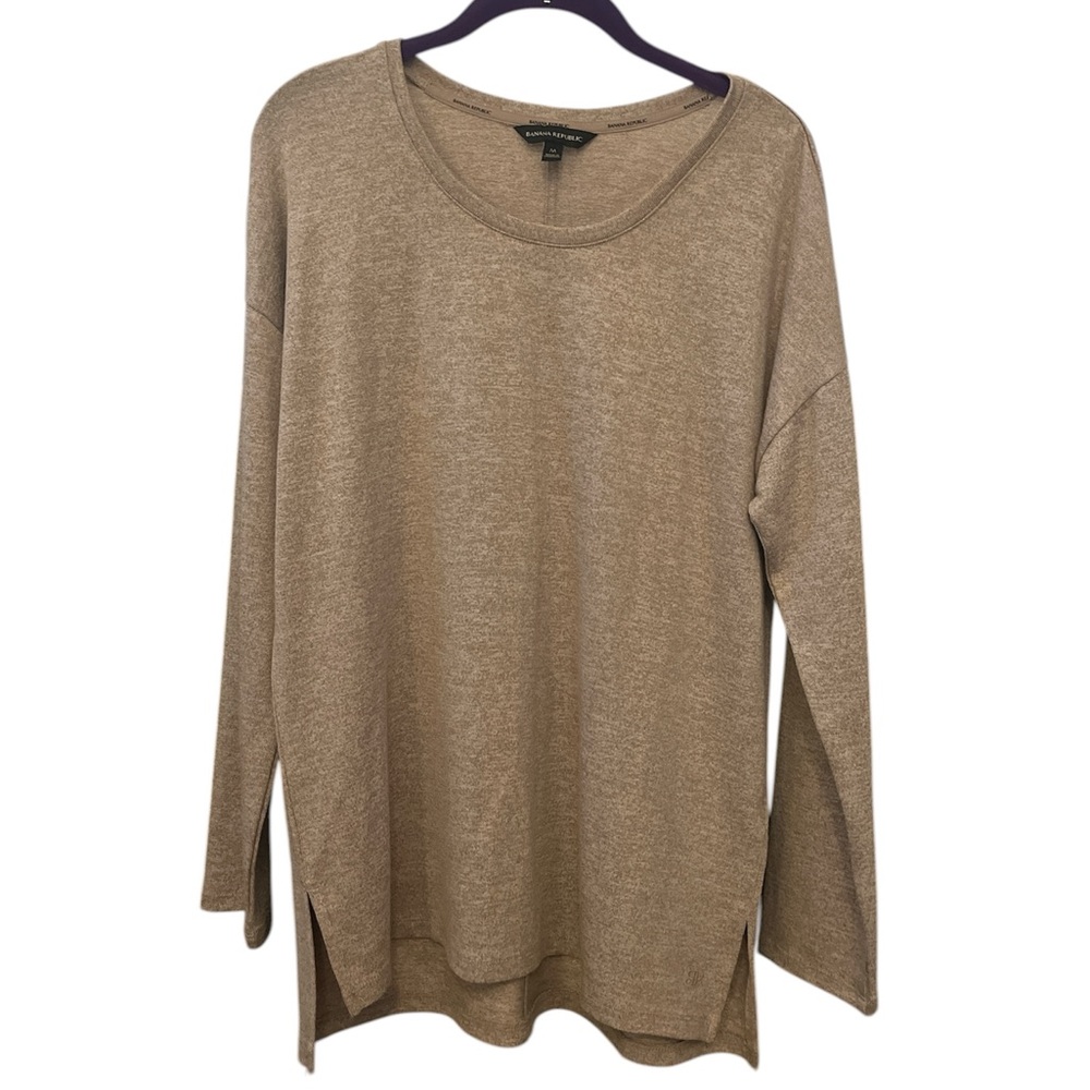 Banana Republic Relaxed Tunic Sweater in Taupe Heather.  Size m.
